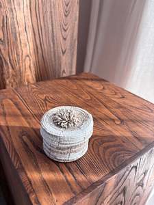 Homewares Objects: Hand Beaded Trinket Box Mini white / natural