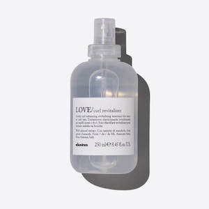 Loose Curls: Davines Love Curl Revitalizer