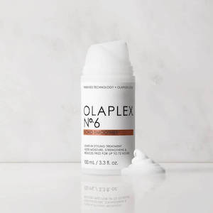 Classic Curls: Olaplex No. 6 Bond Smoother