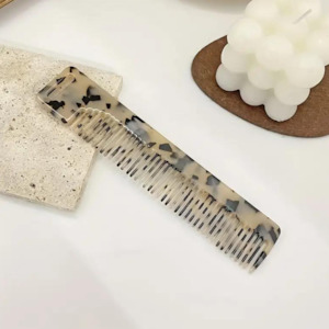 And Everything Else: Gildie Travel Comb