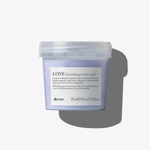 Treatment Masks: Davines Love Smoothing Instant Mask
