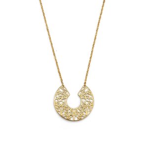 Products: Necklace available in silver or 18K gold-plated stainless steel, featuring the words I am brave Sachii