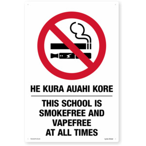 Te Reo Smoke/Vapefree School Safety Sign – SafeTradie