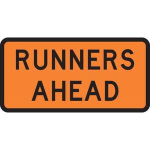 Runners Ahead Sign – Level 2