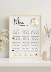 Moon Calendar – Yellow
