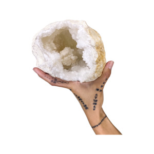 Geode Quartz (large Half) - Sage By Us
