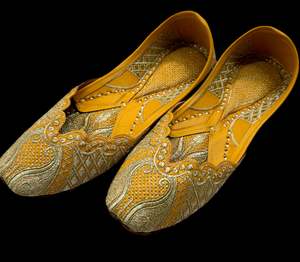 Women Punjabi Jutti: Mustard Color Pure leather very soft double cushioned based embroidery work Beautiful Punjabi Jutti
