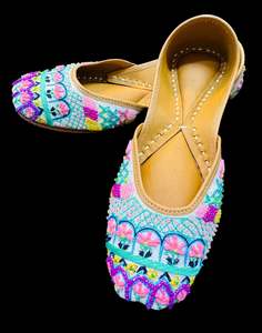 Women Punjabi Jutti: Pure leather very soft double cushioned based hand work Beautiful Punjabi Jutti