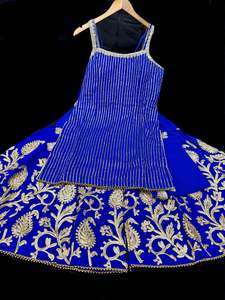 (Clip attached) Royal Blue color georgette based all over sequined work with mir&hellip;