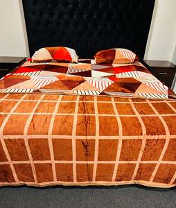 Beautiful Print Very Soft & Warm Fleno Bed Sheet With 2 Pillow Covers And Duvet &hellip;