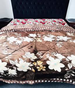 Beautiful Floral Design 220 X 230 Cm Heavy Weight Quilt With Microfibre Filling &hellip;