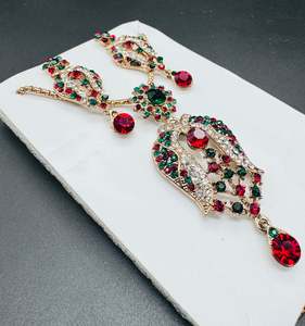 Kids Anklets: Kid’s pendant set with bracelet