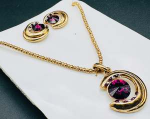 Kids Anklets: Kid’s pendant set with bracelet