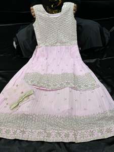 Kids Gowns Kameez: Georgette based beautiful long kameez with georgette lehnga and dupatta for Girls