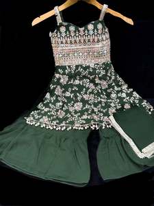 (Video clip attached)Green color Pure and soft georgette based sequined with emb&hellip;