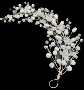 Gajra Floral Bun: Very shiny and sparkly white crystals with pearls hair accessories for engagement bride