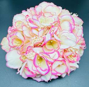 Gajra Floral Bun: Beautiful Gajra hair bun for Bride hairstyle