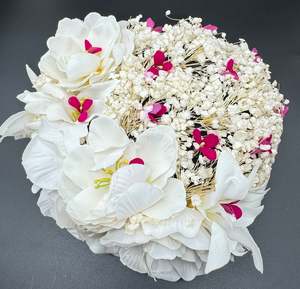 Gajra Floral Bun: Beautiful Gajra hair bun for Bride hairstyle