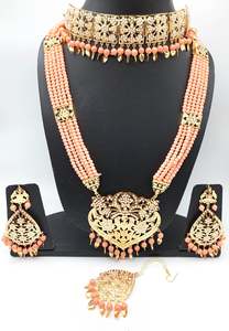 Punjabi Necklace: traditional punjabi jwellery set in peach pearls Jadau chokar raani haar & Earrings tikka
