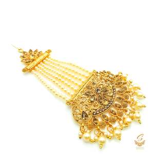 Golden stone with pearls beautiful passa