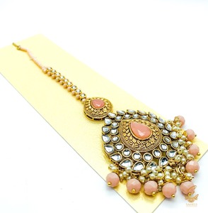 Maang Tikka And Matha Patti: Rosegold Pearls with kundan stone beautiful tikka