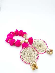 Wedding Gaana: Hot pink colour Wedding gaana with latkan