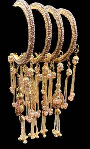 Latkan Bangles Set: Beautiful Golden fine stone shiny Brass Bangles with Beautiful Latkan set (Sample picture attached at end to show it can be customised with plain Velvet or Metal Bangles)set of 4 Bangles