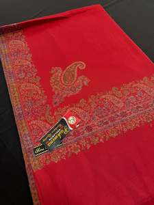 Woolen Shawls Scarfs: Women's soft pashmina Shawl