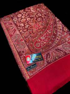 Woolen Shawls Scarfs: Women's Plain Pure woollen Kashmiri Shawl