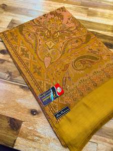 Woolen Shawls Scarfs: Women's Plain Pure woollen pashmina Shawl