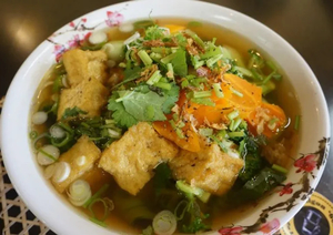 Vegetarian Noodle Soup (Vegan)