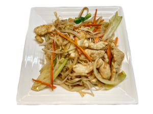 STIR FRY RICE NOODLE