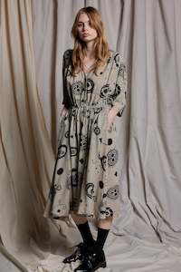 Stone Cameo: DON'T CRY DAHLIA DRESS - STONE CAMEO PRINT