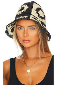 Crochet Hat - Black/Natu - ShadyLady