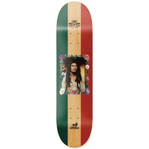Skate: Primitive Deck Everlasting Team 8.25