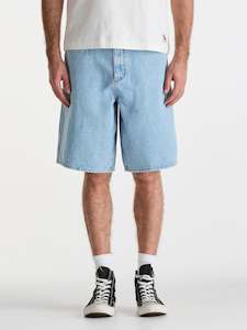 Wrangler: STEEZY SHORT - SPACE DUST