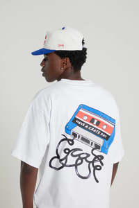 CRATE SCRIPT CASSETTE BOX FIT T-SHIRT - WHITE