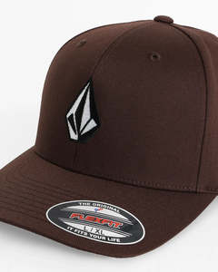 Headwear: FULL STONE FLEXFIT HAT - WREN
