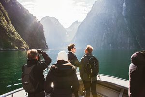 Milford Sound Scenic Tour & Cruise
