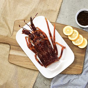 Products: Crayfish Bodies 1KG - Saltwater Seafoods NZ