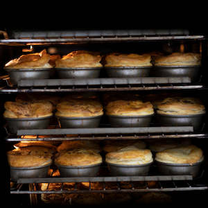 The Sanga Pack - Tick all the boxes with this bad boy!