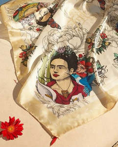 Luxury That Compliment: Frida the idol scarf **limited**