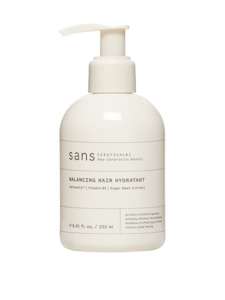 Sans Shower Staples: Balancing Hair Hydratant