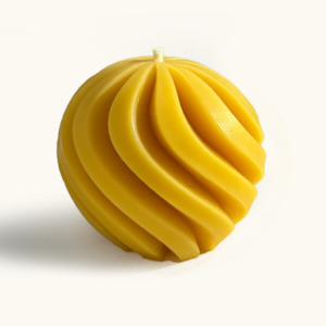 Products: Beeswax Candle - Léon