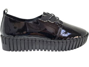 Flats: Skinside Out - Tuam