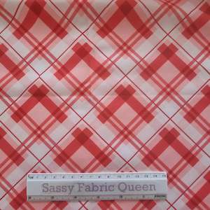 Christmas Plaid RDWHT - Boardshort