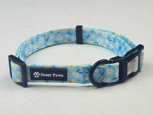Qr Collars: Dog Collar - Easy Scan QR ID - Daisy Meadow