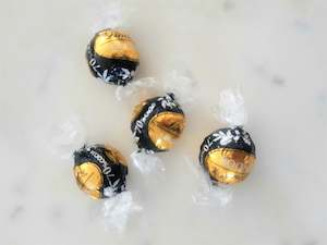 Lindt Lindor Chocolate Truffles 70% Cocoa x4