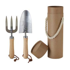 Plant Care: Spira Garden Tools