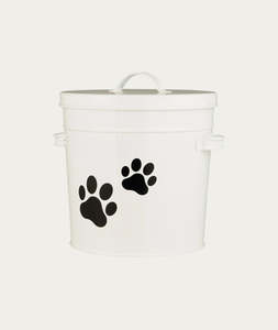 Pet Care: Pet food bucket with lid